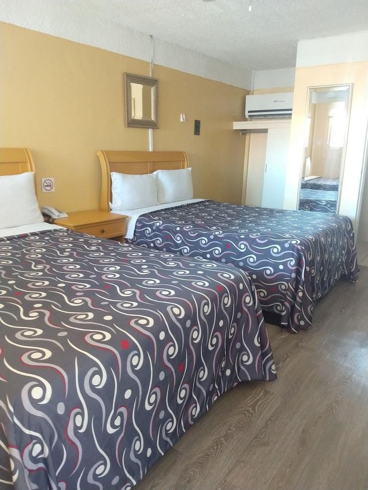 Hotel Boulevard 墨西卡利 外观 照片
