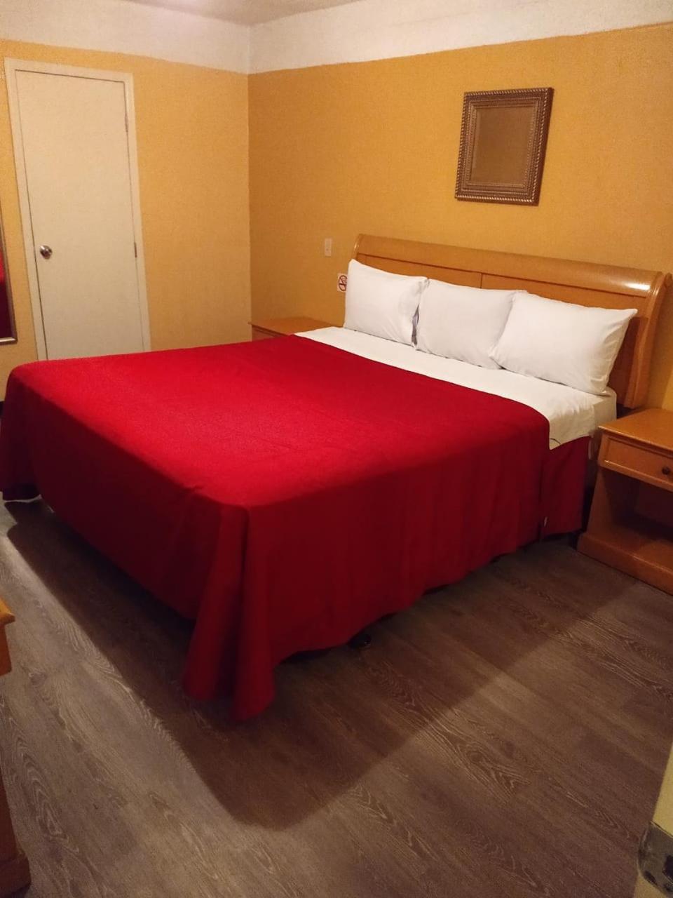 Hotel Boulevard 墨西卡利 外观 照片