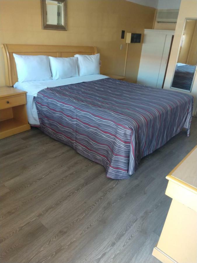 Hotel Boulevard 墨西卡利 外观 照片